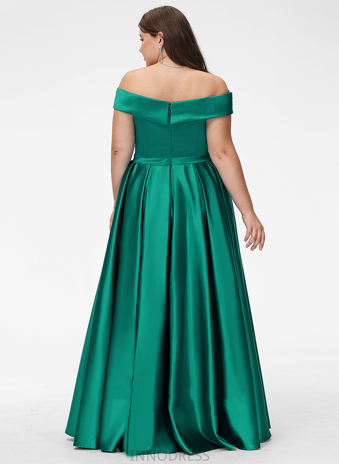 Satin Neckline Floor-Length Straps&Sleeves Off-the-Shoulder Length Sleeveless Fabric BackStyle Marian Scoop Floor Length Bridesmaid Dresses