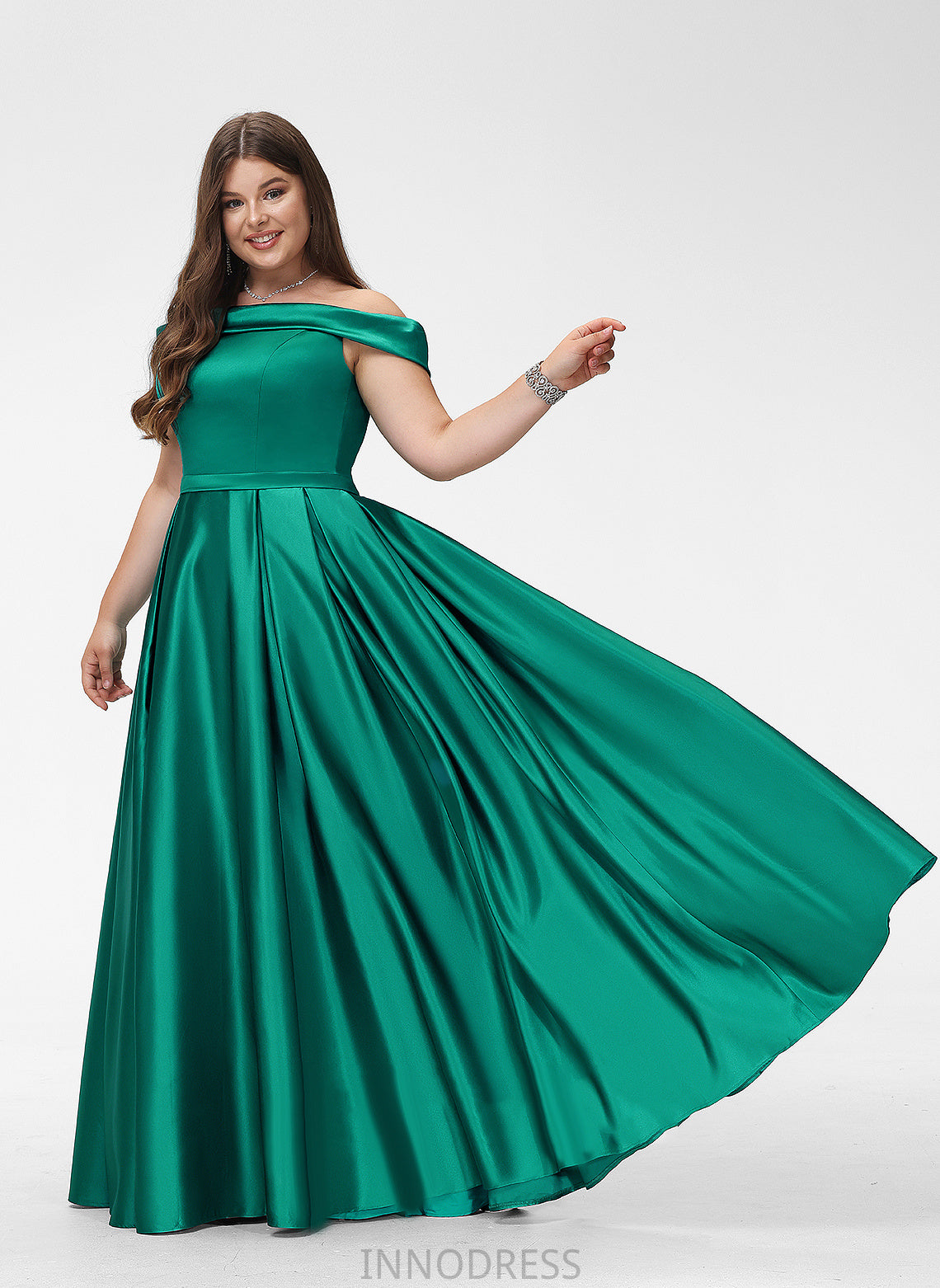 Satin Neckline Floor-Length Straps&Sleeves Off-the-Shoulder Length Sleeveless Fabric BackStyle Marian Scoop Floor Length Bridesmaid Dresses