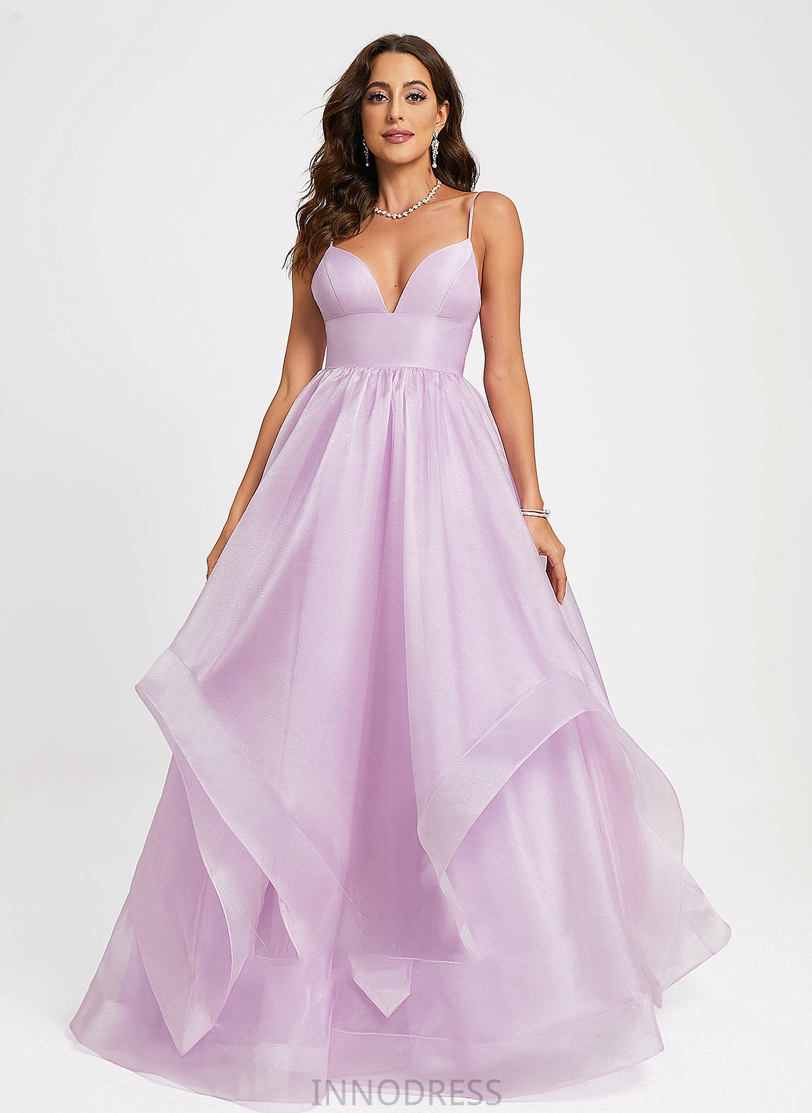 Taniya Prom Dresses Ball-Gown/Princess Organza V-neck Train Sweep