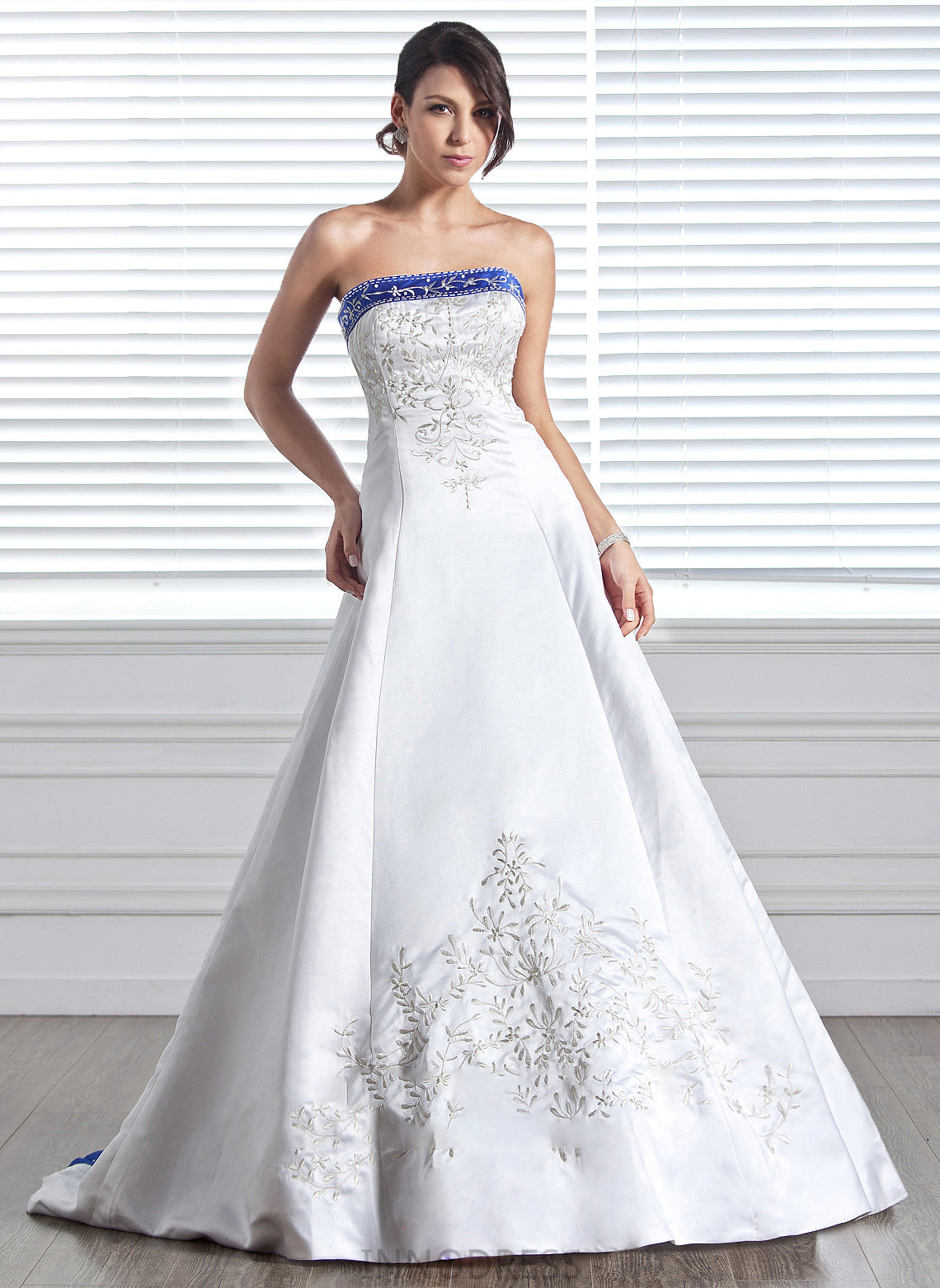 Ball-Gown/Princess Wedding Dresses With Wedding Strapless Rebekah Train Sash Embroidered Court Beading Satin Dress