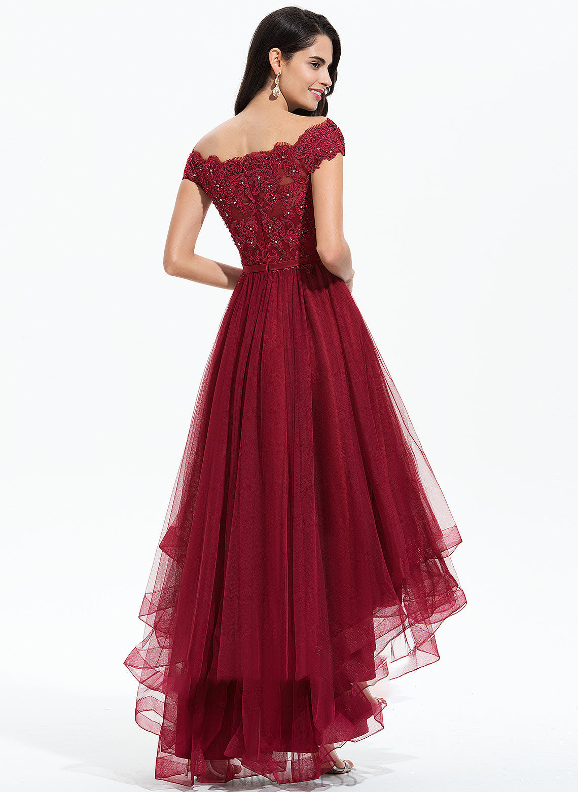 Tulle With Ball-Gown/Princess Off-the-Shoulder Sequins Izabella Beading Prom Dresses Asymmetrical Bow(s)