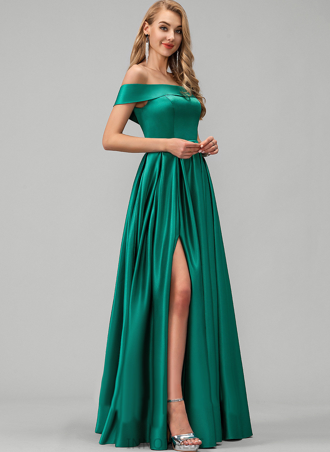 Satin Neckline Floor-Length Straps&Sleeves Off-the-Shoulder Length Sleeveless Fabric BackStyle Marian Scoop Floor Length Bridesmaid Dresses