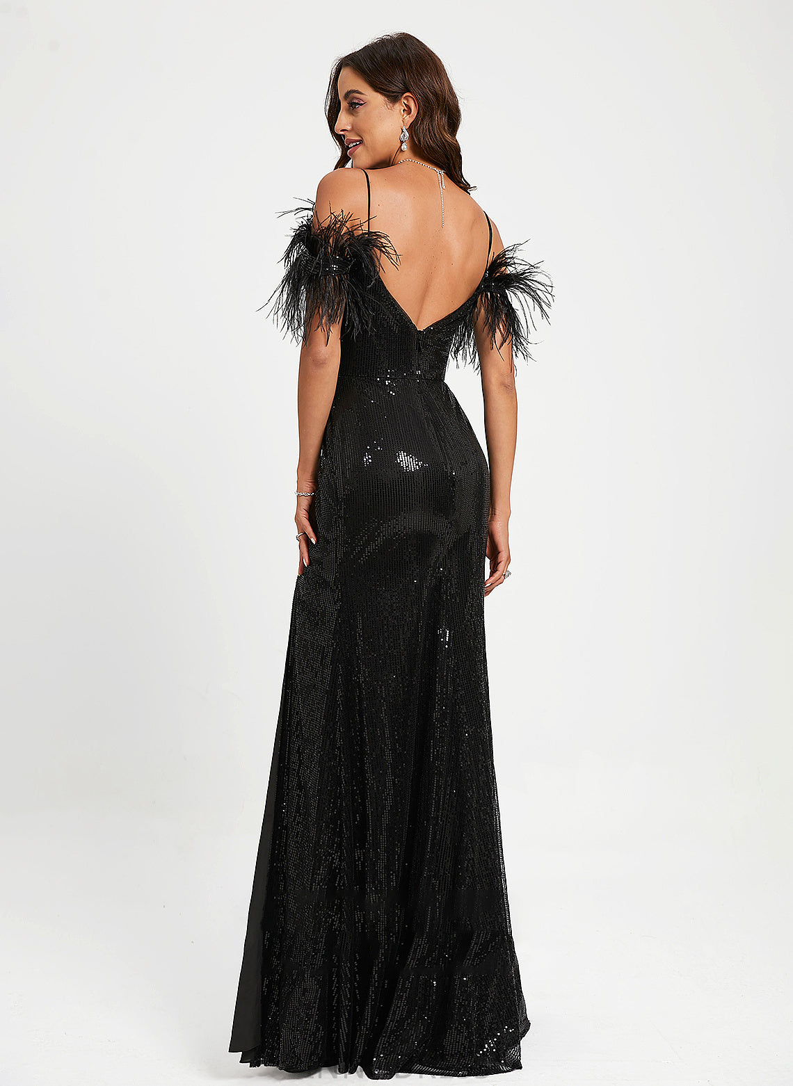 Sheath/Column Floor-Length Feather Mareli With Prom Dresses Neck Scoop Sequins Sequined