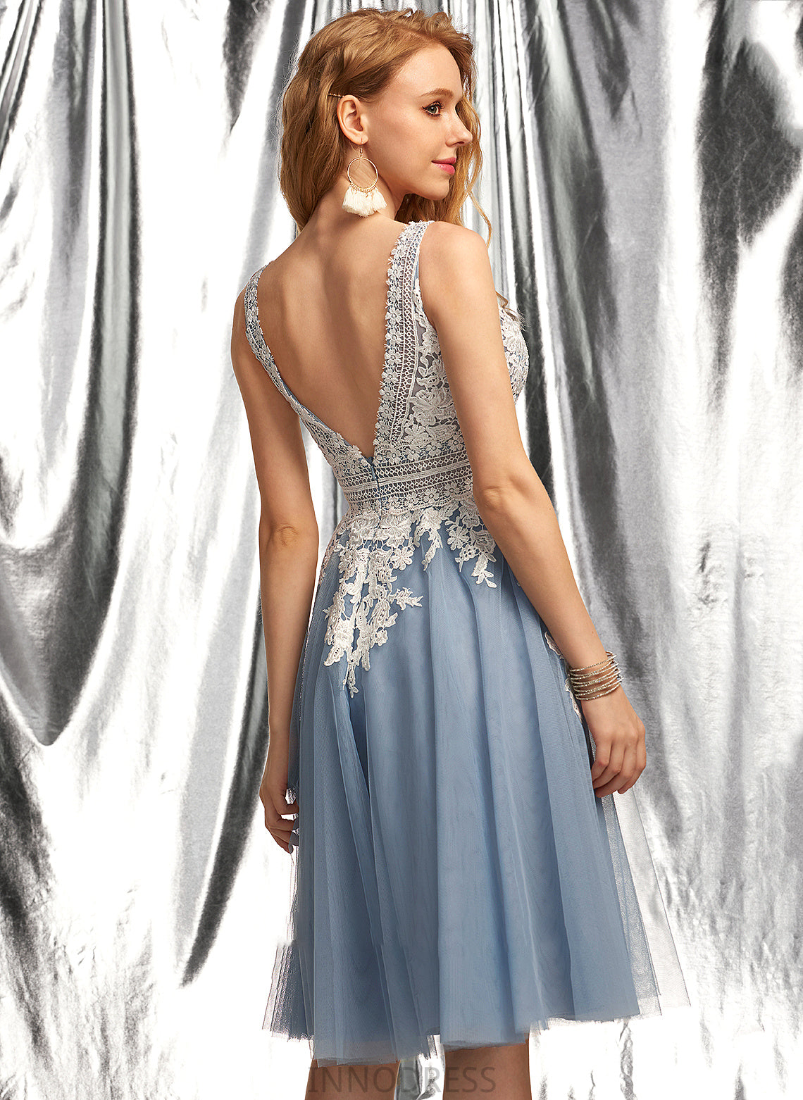 Prom Dresses V-neck Knee-Length Christine A-Line Tulle