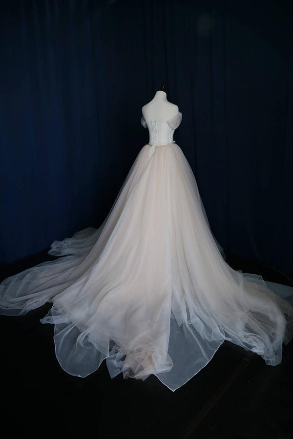 Elegant V Neck Off-shoulder Tulle Pleat Sweep Train Wedding Dresses