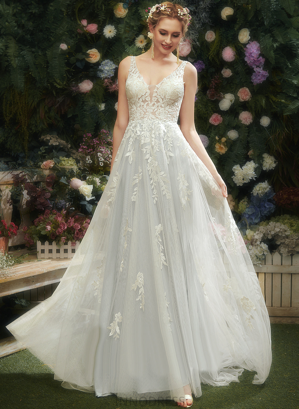 With Lace Wedding Dresses Court Haylie Dress A-Line Wedding V-neck Train Tulle