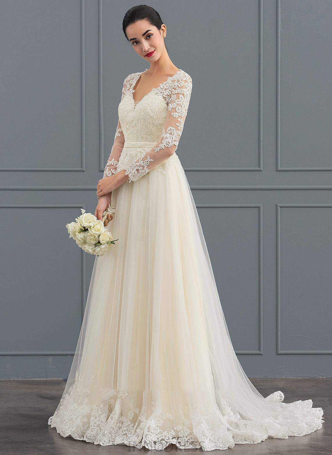 Dress Ball-Gown/Princess Wedding Dresses Wedding Train V-neck Sweep Cameron Tulle