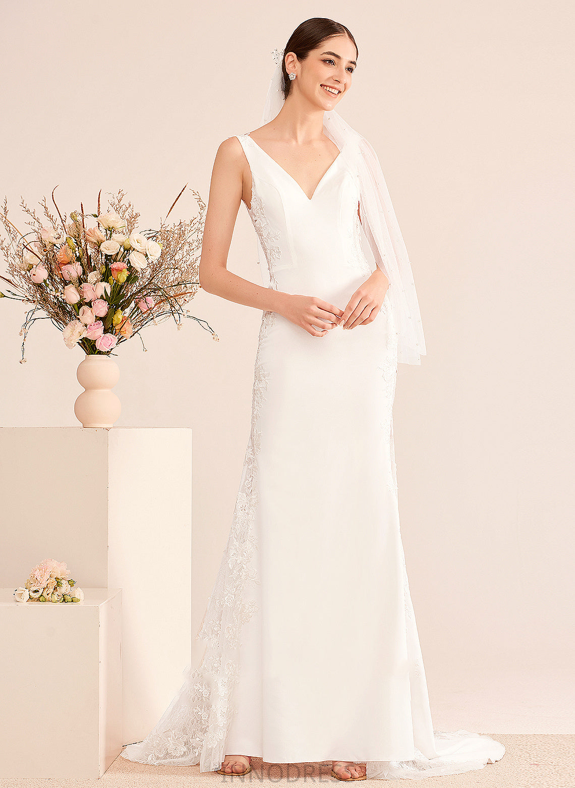 Wedding Wedding Dresses With Train Trumpet/Mermaid Lace Dress Court V-neck Mylee