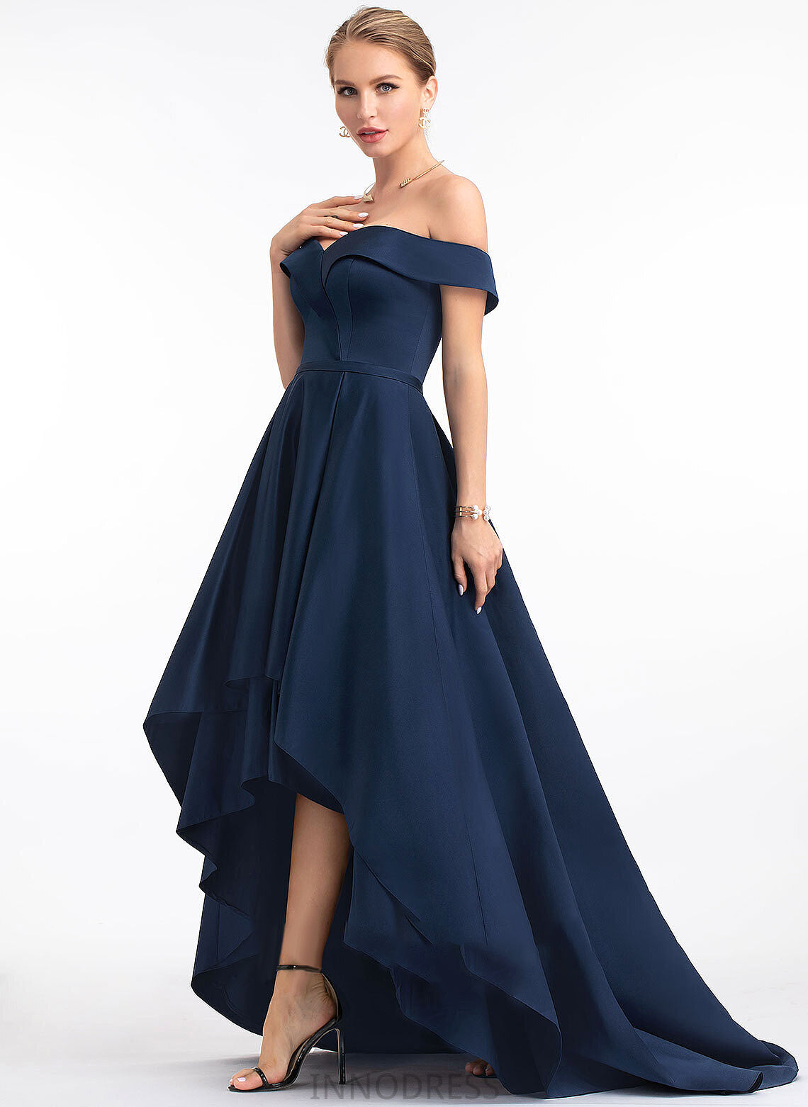 Asymmetrical Off-the-Shoulder Prom Dresses Satin Ball-Gown/Princess Lindsay