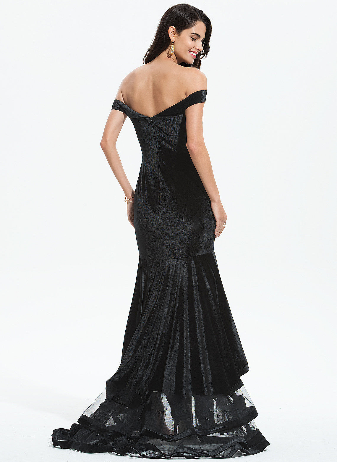 Moriah Ruffles With Off-the-Shoulder Prom Dresses Trumpet/Mermaid Cascading Train Velvet Sweep