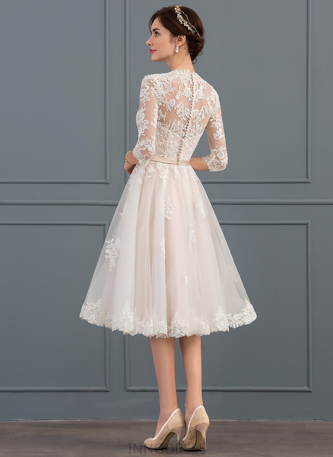 Sarah Knee-Length Bow(s) Wedding Dresses V-neck A-Line Tulle Wedding With Dress Lace