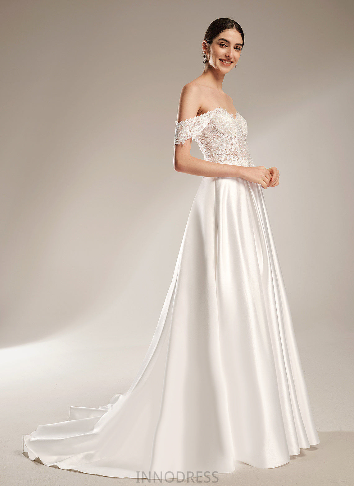 Sequins Chapel Ball-Gown/Princess With Jackie Train Lace Satin Wedding Wedding Dresses Dress Sweetheart