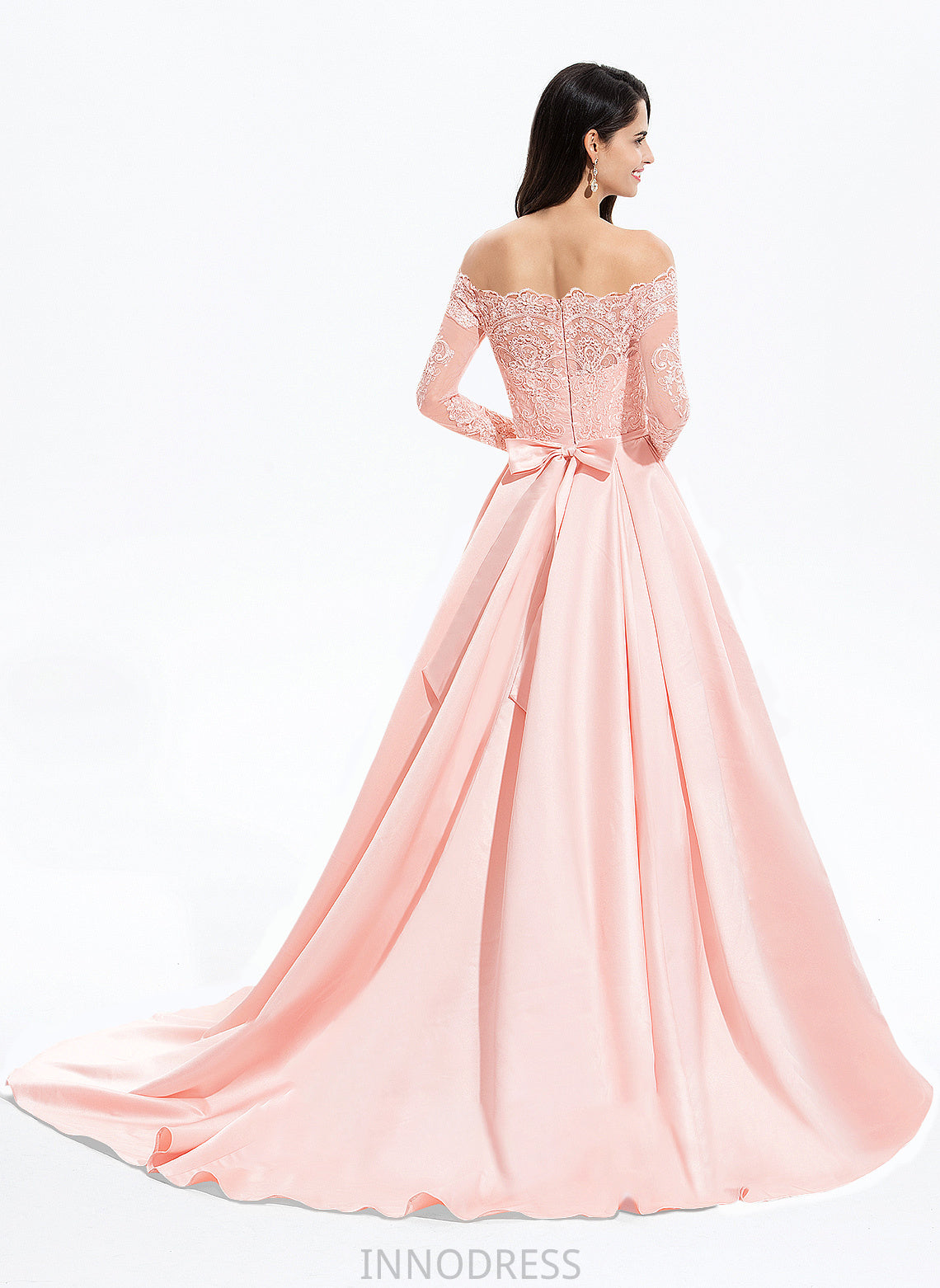 Ball-Gown/Princess Off-the-Shoulder With Prom Dresses Train Lindsay Sweep Bow(s) Satin