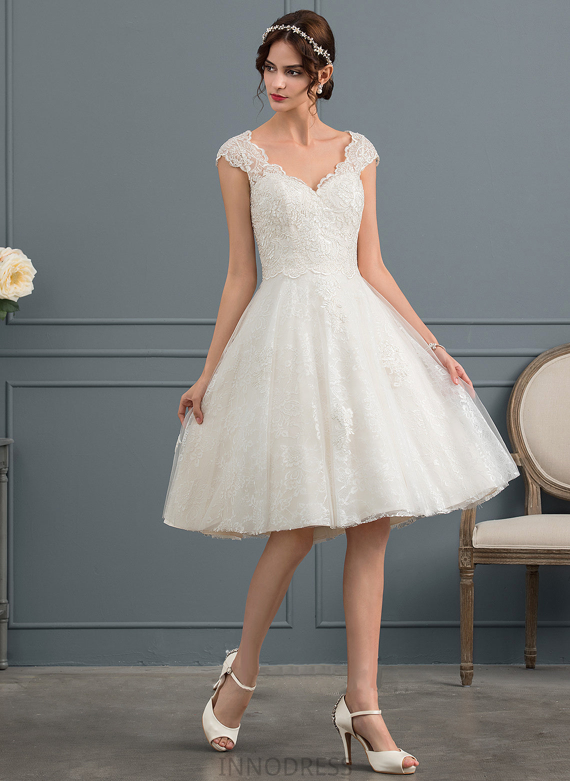 Lace Tulle Dress Knee-Length V-neck Wedding Dresses Ellen A-Line Wedding