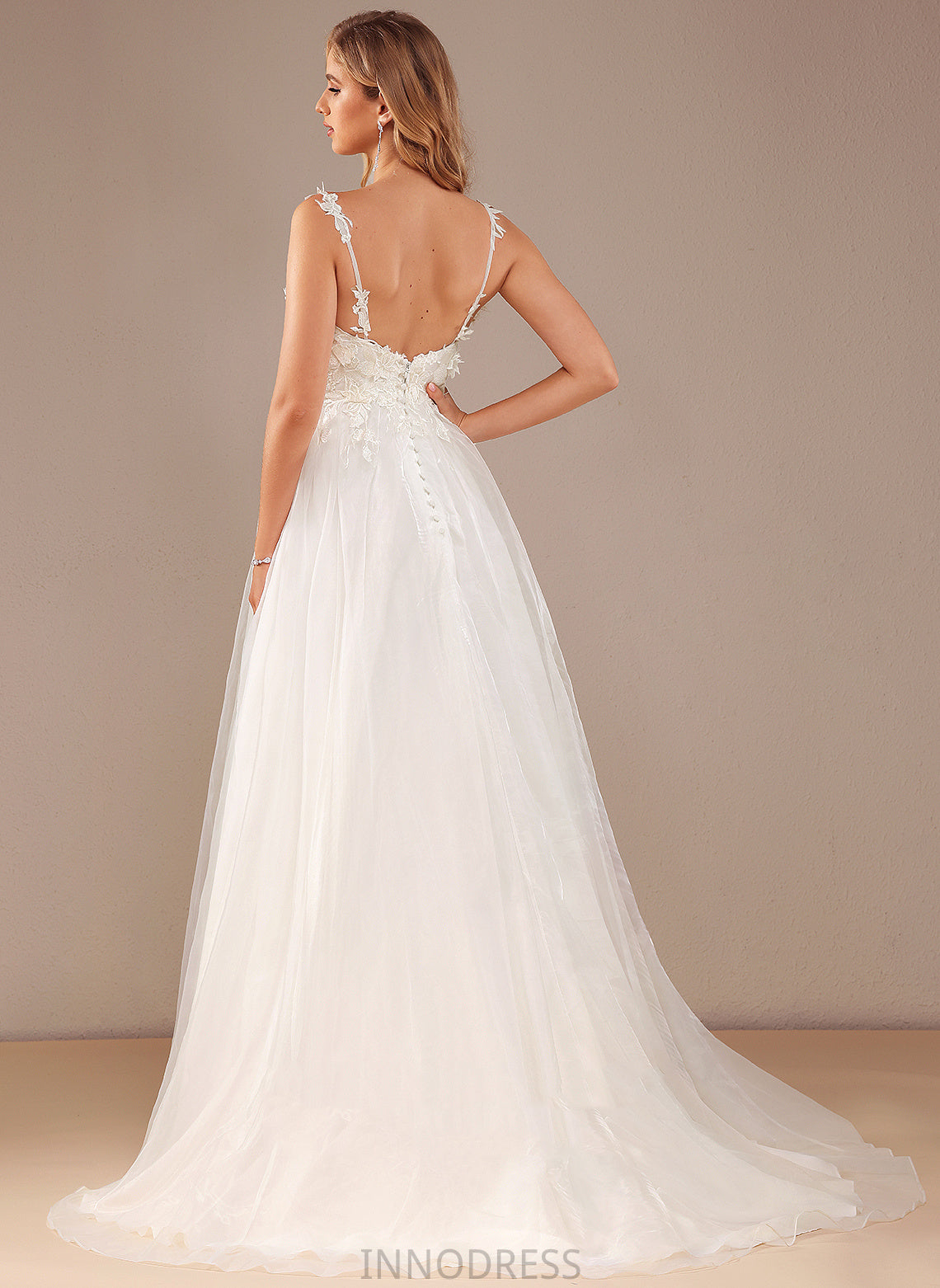 Dress Wedding Dresses Wedding Irene Front Court Split Organza Ball-Gown/Princess Lace Train With Lace V-neck