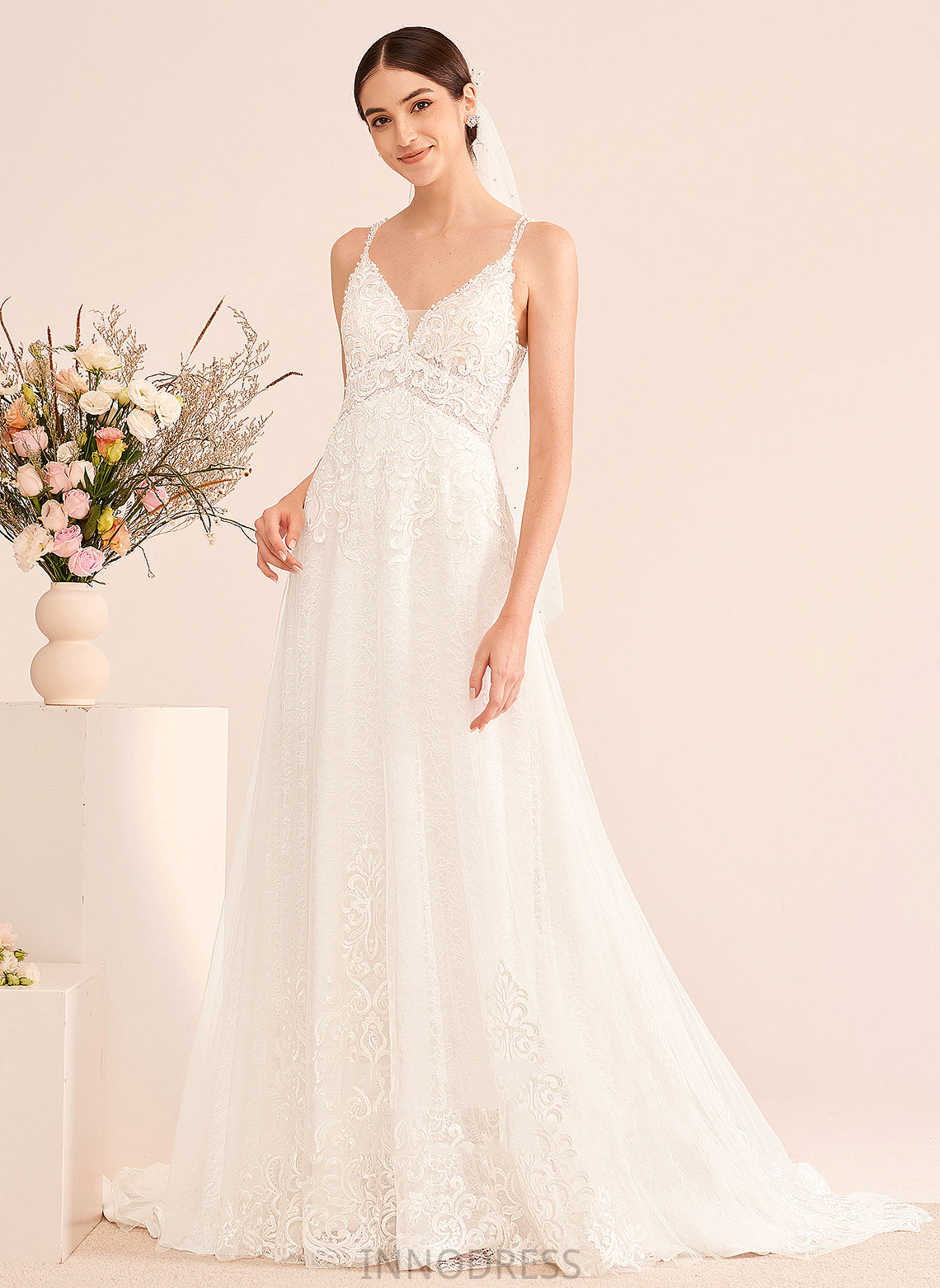 Train Beading Rihanna Dress A-Line Court Wedding Dresses V-neck With Wedding Lace Tulle