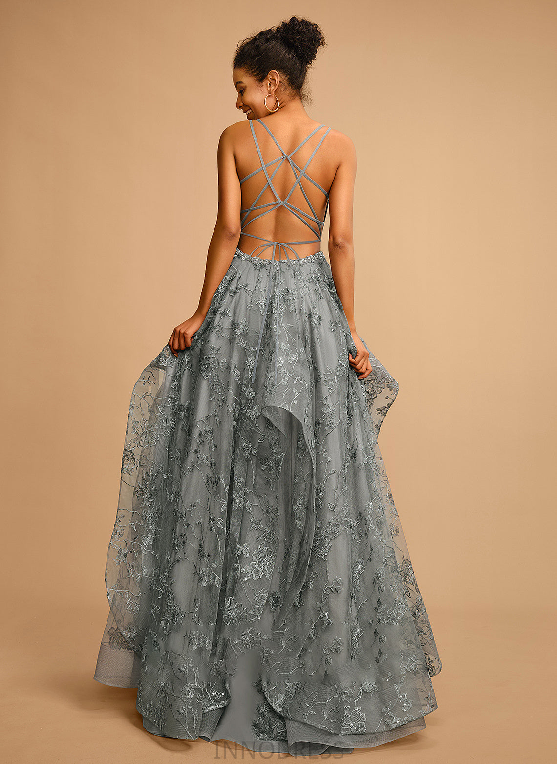 Sandy Ball-Gown/Princess Floor-Length V-neck Tulle Prom Dresses