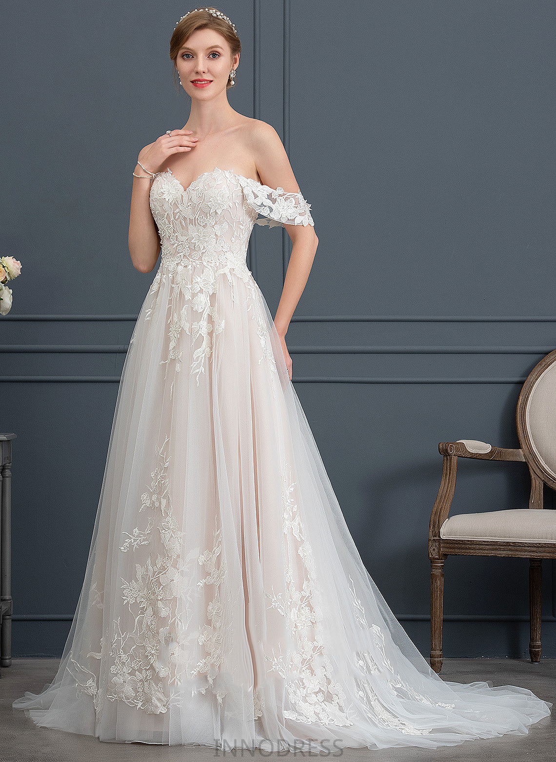 Sweetheart Wedding Dresses Wedding Ball-Gown/Princess Sweep Train Tina Tulle Lace Dress