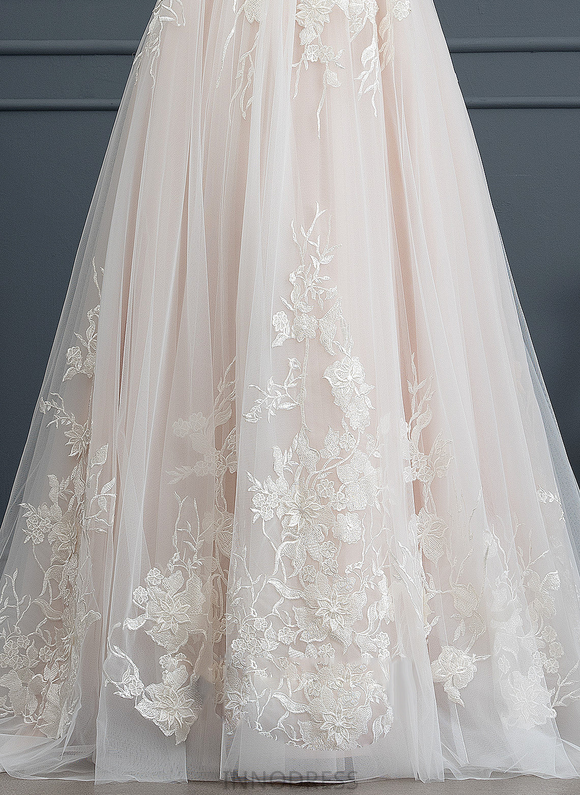 Sweetheart Wedding Dresses Wedding Ball-Gown/Princess Sweep Train Tina Tulle Lace Dress