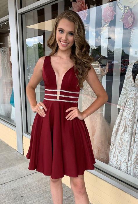 Cute Burgundy With Pockets Hanna Homecoming Dresses 2024 3779