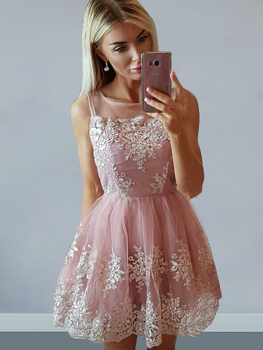 A-Line/Princess Tulle Sleeveless Scoop Homecoming Dresses Monserrat Applique Short/Mini Dresses