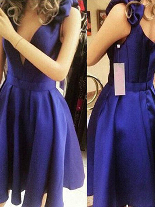 A-Line/Princess Satin Alyssa Homecoming Dresses Sleeveless Straps Bowknot Short/Mini Dresses