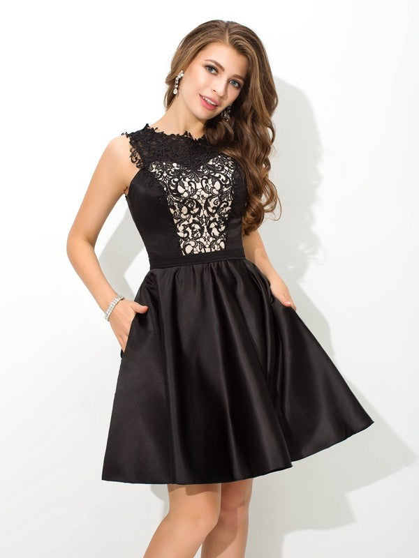 A-Line/Princess Scoop Homecoming Dresses Izabella Cocktail Satin Lace Sleeveless Short Dresses