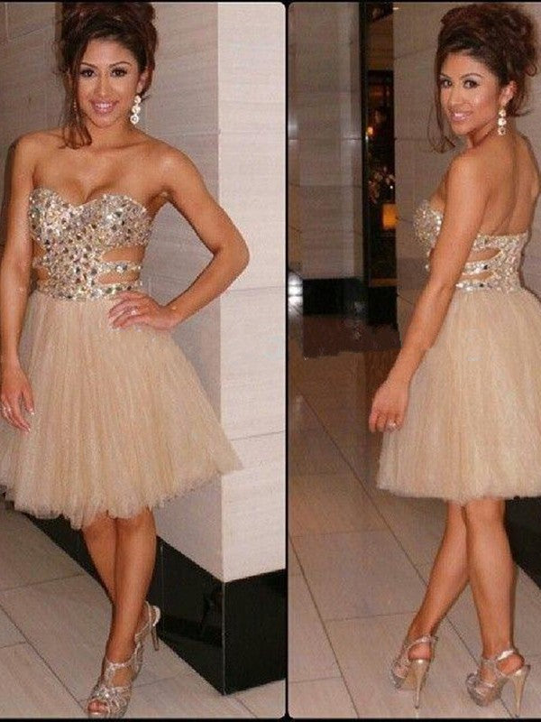 A-Line/Princess Kitty Homecoming Dresses Sleeveless Sweetheart Sequin Tulle Short/Mini Dresses