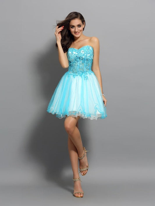 A-Line/Princess Sweetheart Cocktail Satin Homecoming Dresses Phoenix Applique Beading Sleeveless Short Dresses