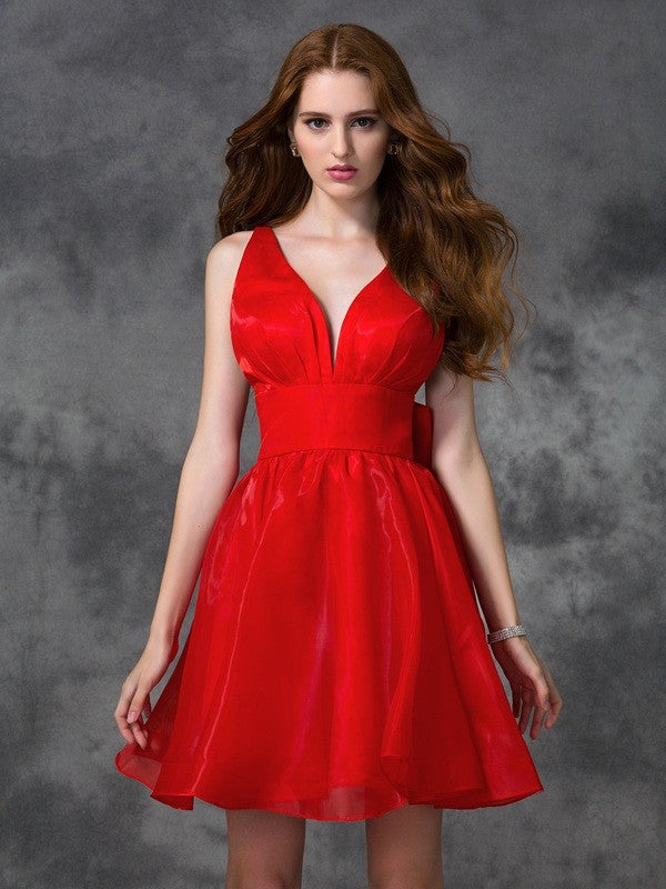 A-Line/Princess V-Neck Nathaly Cocktail Homecoming Dresses Sash/Ribbon/Belt Sleeveless Short Organza Dresses