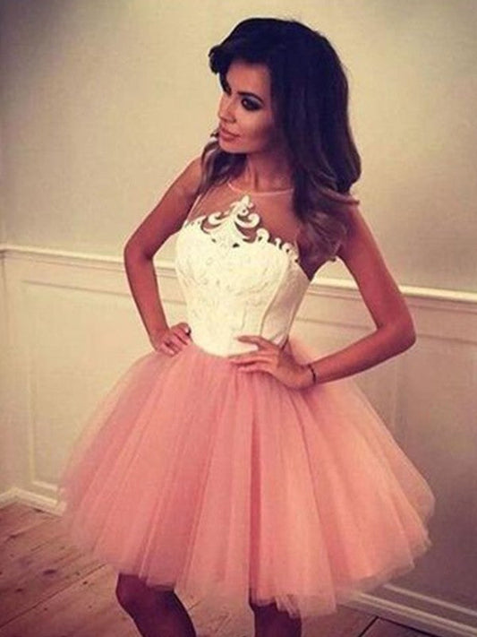 A-Line/Princess Sleeveless Bateau Tulle Homecoming Dresses Alina Applique Short/Mini Dresses