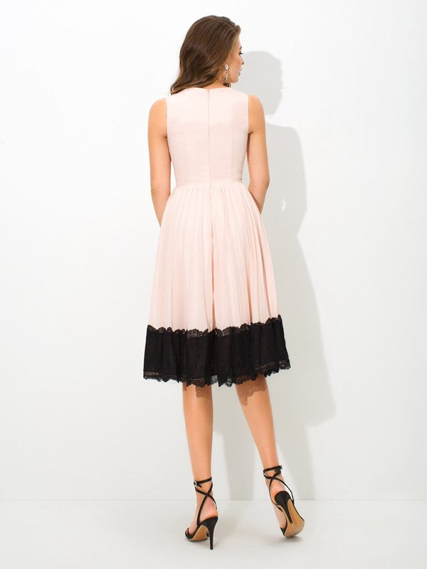 Homecoming Dresses Lace Amber Chiffon Cocktail A-Line/Princess High Neck Sleeveless Short Dresses