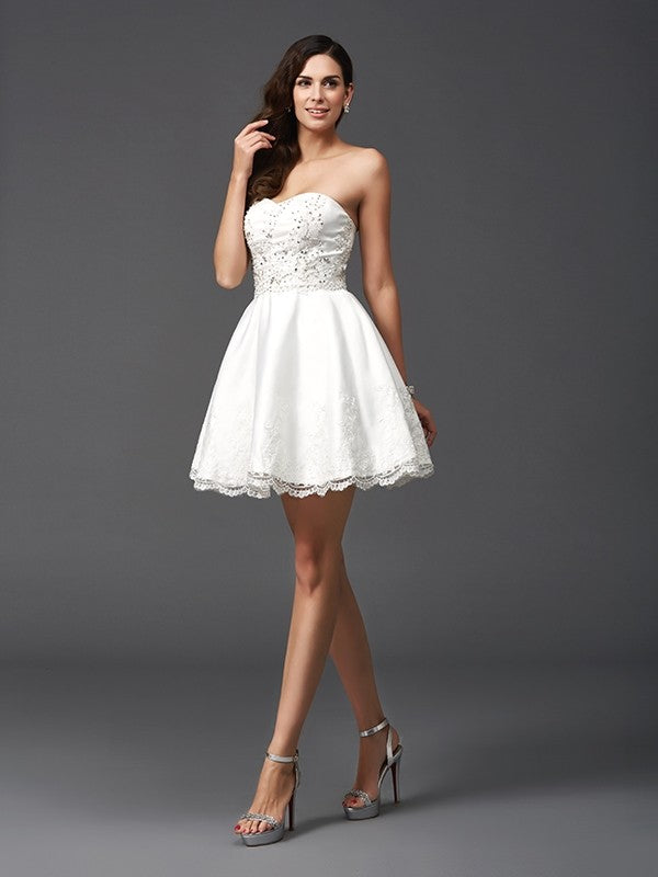 A-Line/Princess Sweetheart Satin Micah Homecoming Dresses Beading Sleeveless Short Dresses