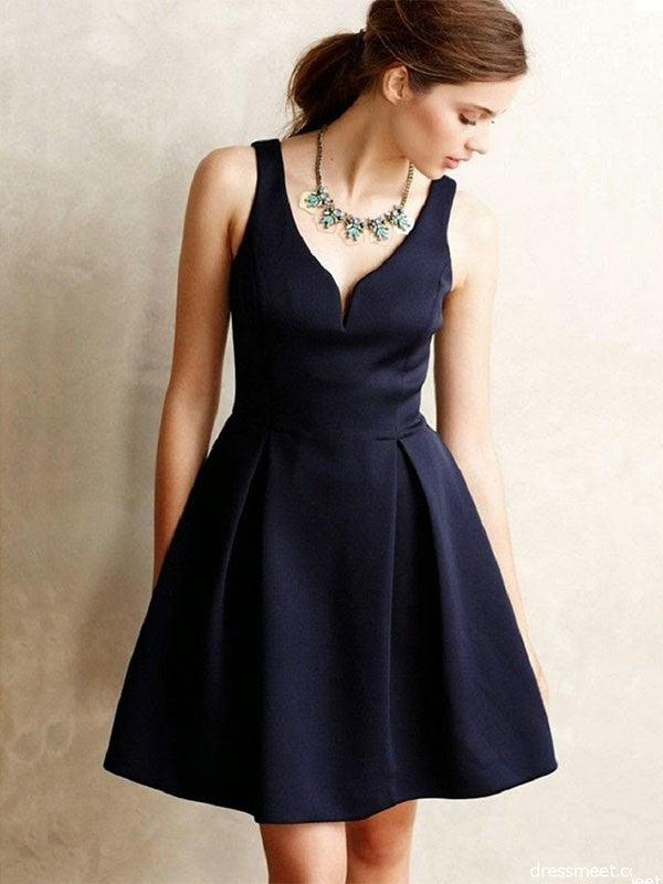 A-Line/Princess Sleeveless Short/Mini Mariana Satin Homecoming Dresses Ruffles V-Neck Dresses