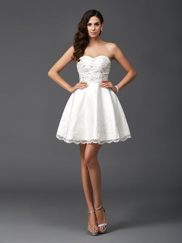 A-Line/Princess Sweetheart Satin Micah Homecoming Dresses Beading Sleeveless Short Dresses